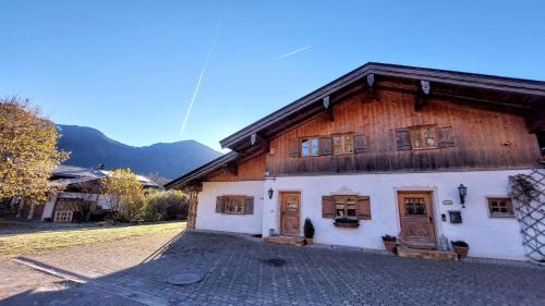 Enterbach Apartment | Ferienwohnung Theresia Oberm, Kreuth-Enterbach