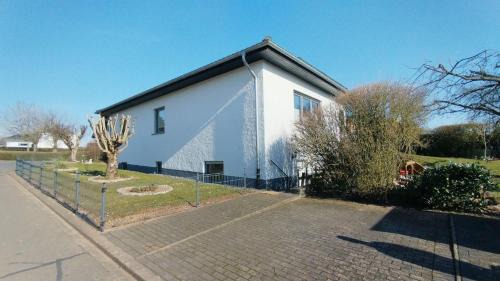 Badem Apartment | Ferienwohnung Thielen