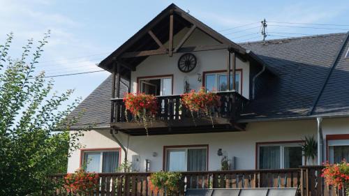Mehring Apartment | Ferienwohnung und Gästezimmer Reis-Kohl