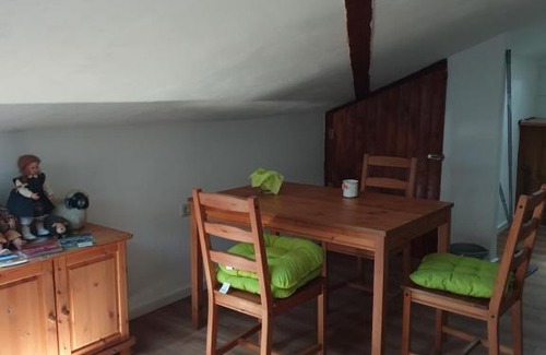 Kriegsfeld Apartment | Ferienwohnung Voigt