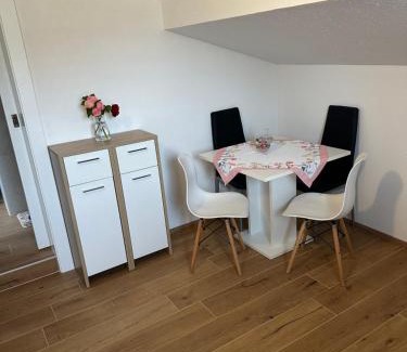 Oberaichwald Apartment | Ferienwohnung Waldblick, Faaker See