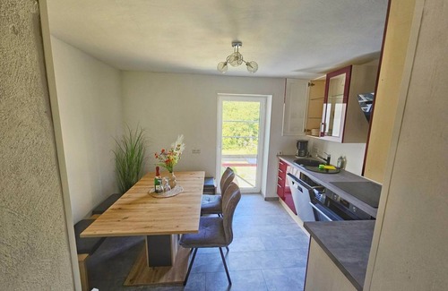 Oberthal Apartment | Ferienwohnung Waldblick - apartment/apartment, shower or bath, 2 bedrooms