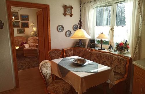 Masserberg Apartment | Ferienwohnung Waldblick im Haus Ludwig