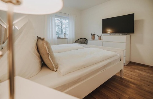 Varel Apartment | Ferienwohnung Weidenblick