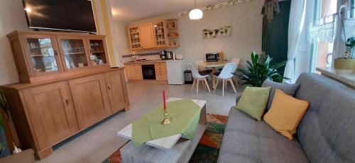 Bad Koesen Apartment | Ferienwohnung Weinbergblick