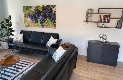 Buergstadt Apartment | Ferienwohnung Weingut Sturm