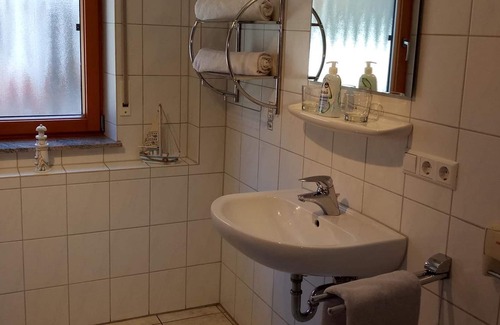 Amtzell Apartment | Ferienwohnung Weinrebe - Gasthof Grüner Baum "kongo"