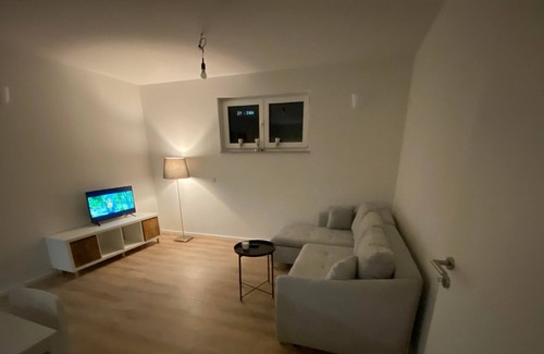 Dreikirchen Apartment | Ferienwohnung Westerwald-domizil - 2-bett Fewo, Dusche, WC, Plus Schlafsofa