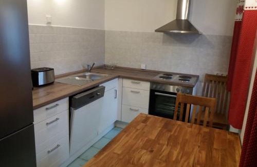 Oberschona Apartment | Ferienwohnung Wolf