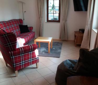Oberschona Apartment | Ferienwohnung Wolf