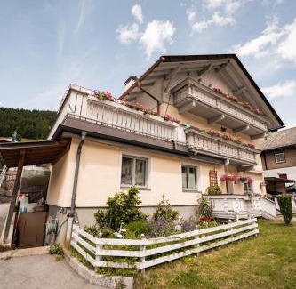 Kartitsch Apartment | Ferienwohnung Zedlacher