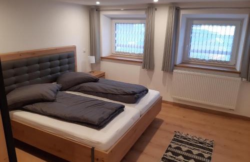 Tacherting Apartment | Ferienwohnung Zenta