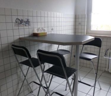 Resse Apartment | Ferienwohnung 'zimmer Frei'