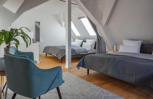 Mering Apartment | Ferienwohnung "Zugspitze" - 95qm Maisonette in Mering Zentrum