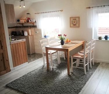 Schlemmin Apartment | Ferienwohnung Zum Alten Dorfkrug
