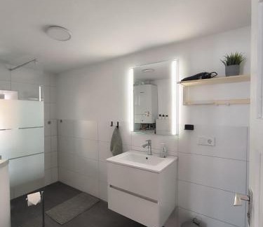 Merdingen Apartment | Ferienwohnung Zum Engel
