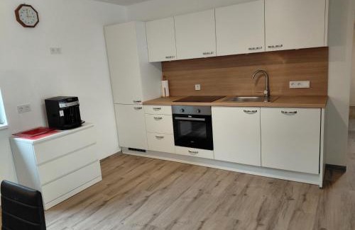 Oberwarngau Apartment | Ferienwohnung zum Schneiderkramer
