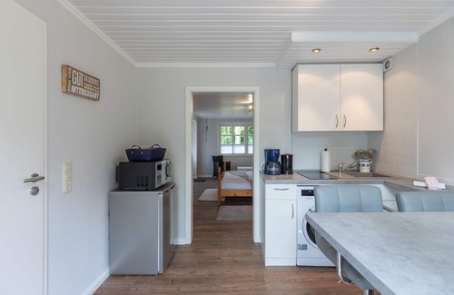 Schobull Apartment | Ferienwohnung Zwischen Wald und See in Husum /Schobüll für bis zu 2 Personen