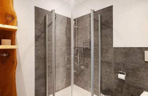 Gellinghausen Apartment | Ferienwohnungen Übern Hof