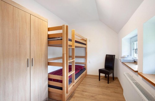 Gellinghausen Apartment | Ferienwohnungen Übern Hof