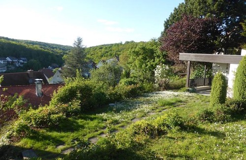 Mainberg Apartment | Ferienwohnungen Am Forsthaus