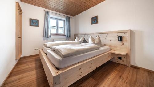 Gilgenhofe Apartment | Ferienwohnungen am Lahnerbach