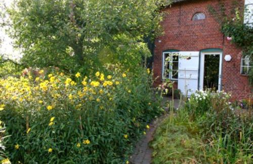 Rodenas Apartment | Ferienwohnungen Am Westerdeich