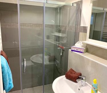 Itzehoe Apartment | Ferienwohnungen Arp "Garage" mit Parkplatz
