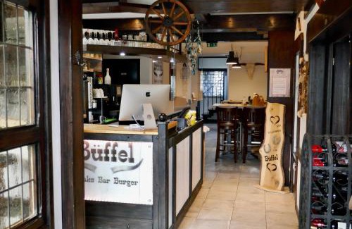 Hergarten Apartment | Ferienwohnungen Büffel