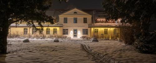Lalendorf Apartment | Ferienwohnungen - barrierefrei - im sanierten Gutshof