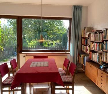 Dollendorf House | Ferienwohnungen Burgstraße 8
