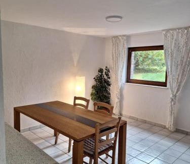 Dollendorf House | Ferienwohnungen Burgstraße 8