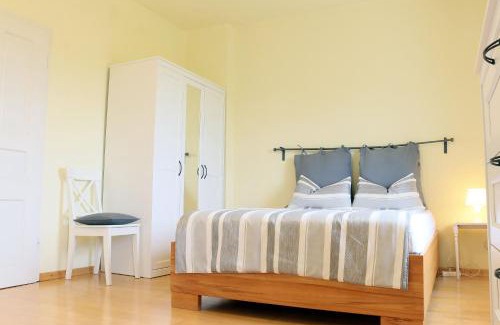 Breite Apartment | Ferienwohnungen Domblick-Herkenrath