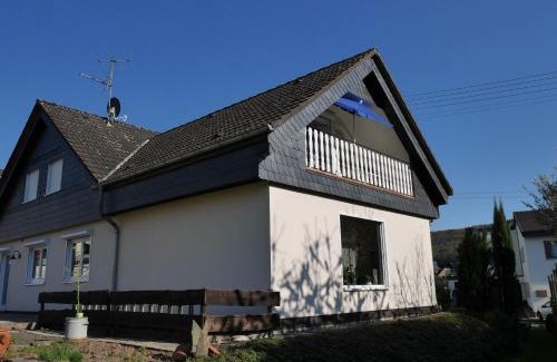 Zeltingen-Rachtig Apartment | Ferienwohnungen Forneck