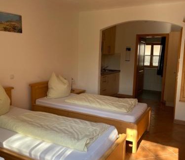 Endlhausen Apartment | Ferienwohnungen Familie Sappl