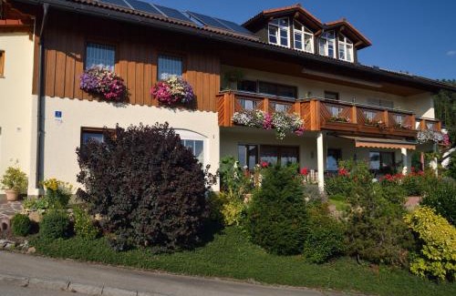 Schoenberg Apartment | Ferienwohnungen Grill
