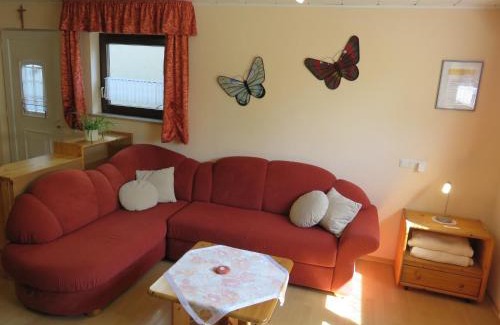 Grossheubach Apartment | Ferienwohnungen Haus Albert