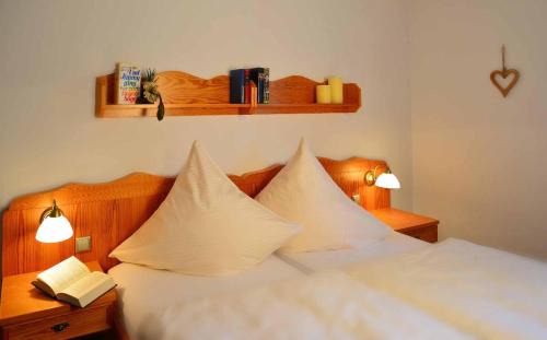Frauenau Apartment | Ferienwohnungen Haus "Wildschütz"