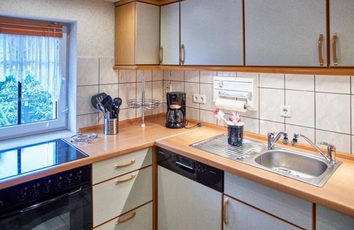Oybin Apartment | Ferienwohnungen Heumann - Holiday apartment Sternedomizil (ground floor)