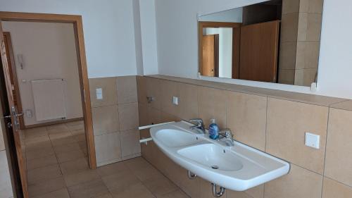 Breitenbrunn Apartment | Ferienwohnungen Lehnerwirt