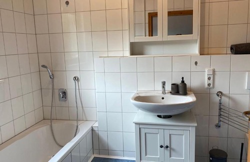 Kueser Plateau Apartment | Ferienwohnungen Park Café am Kurpark