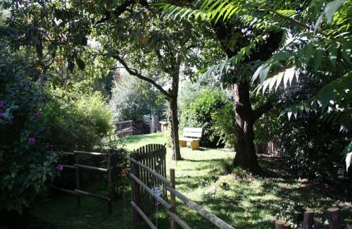Ailingen Apartment | Ferienwohnungen Pano