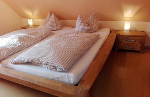 Egloffstein Apartment | Ferienwohnungen Porisch