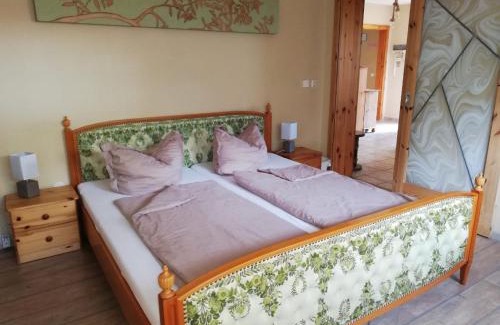 Lodmannshagen Apartment | Ferienwohnungen "Weitblick" und "Schwalbennest"