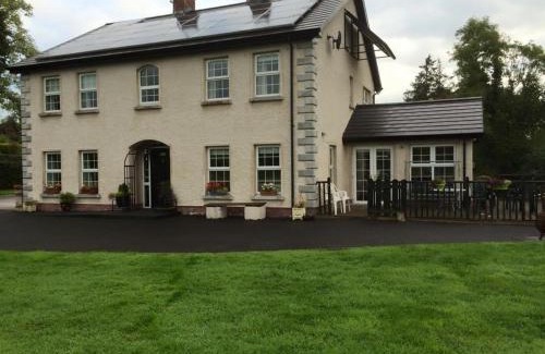 Rosslea House | Fermanagh lakeside Self Catering