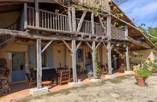 Lavit Bed & Breakfast | Ferme ahoco chambre d'hôtes résidence d'artistes