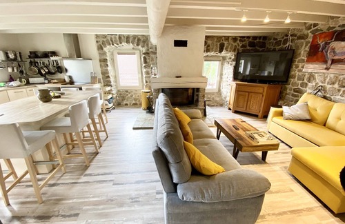 Mazan-l'Abbaye Other | Ferme Cosy 15p sur la Montagne Ardéchoise, Salle de Réception