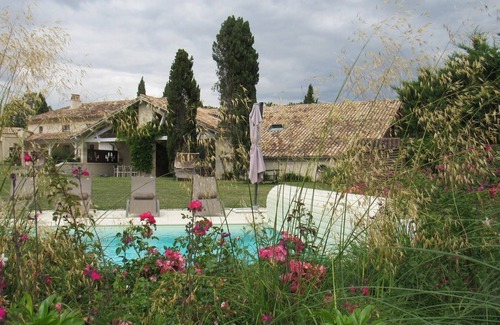 Lougratte House | Ferme Hermance All a Charm