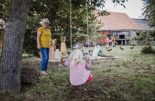 Halle Other | Ferme NeElke Pipowagens