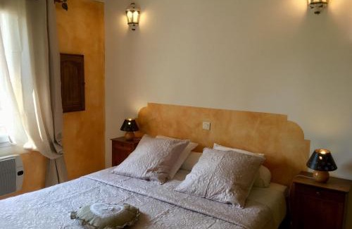 Sainte-Croix-du-Verdon Bed & Breakfast | Ferme Para Lou